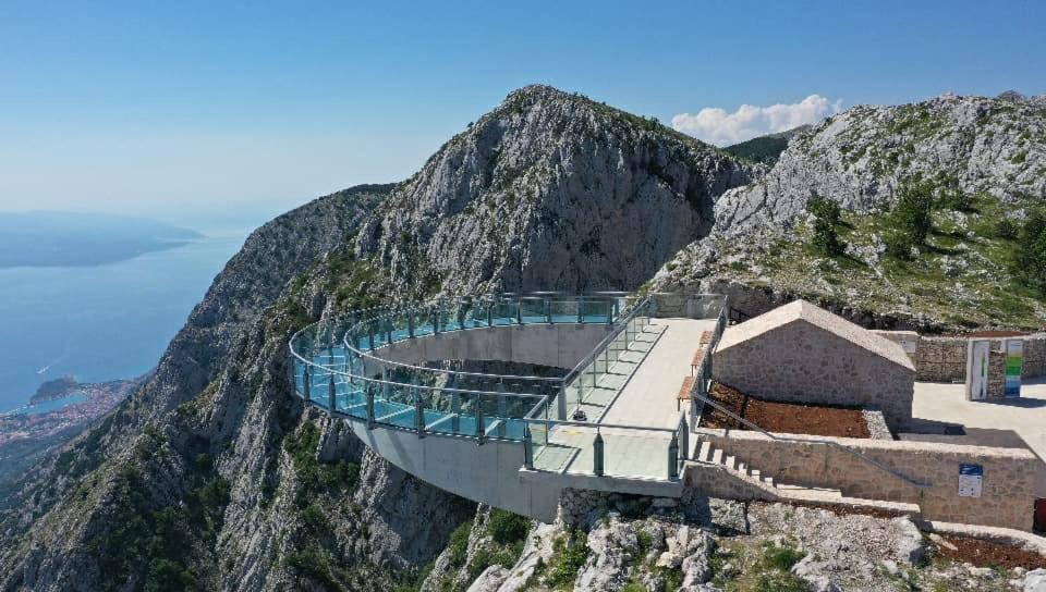 Apartments Ada Tučepi Exteriör bild