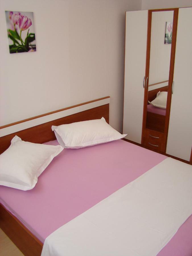 Apartments Ada Tučepi Exteriör bild