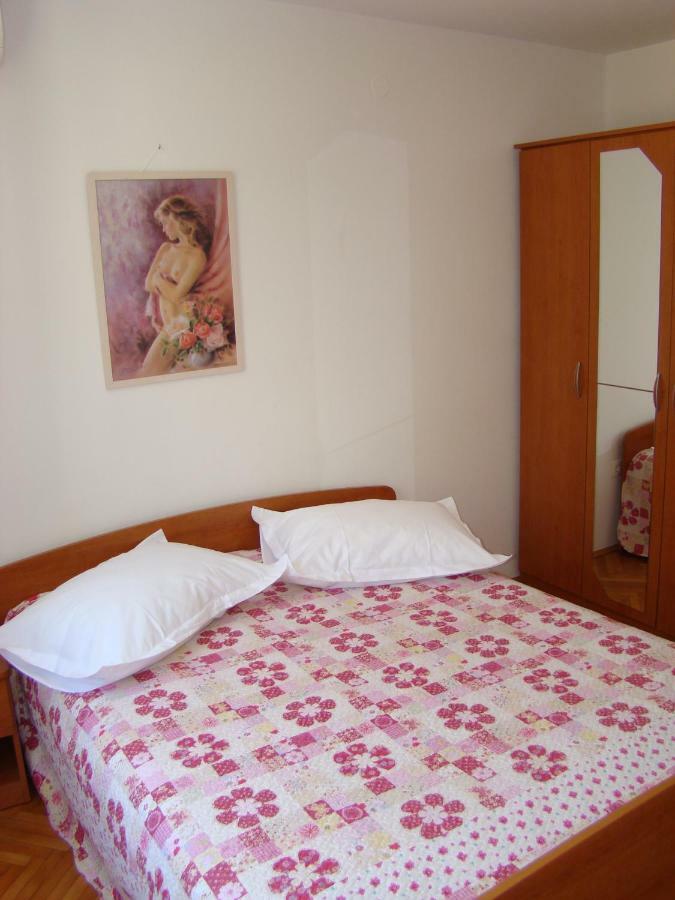 Apartments Ada Tučepi Exteriör bild